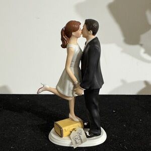 Wedding star Elegant Wedding Cake Topper with Bride and Groom